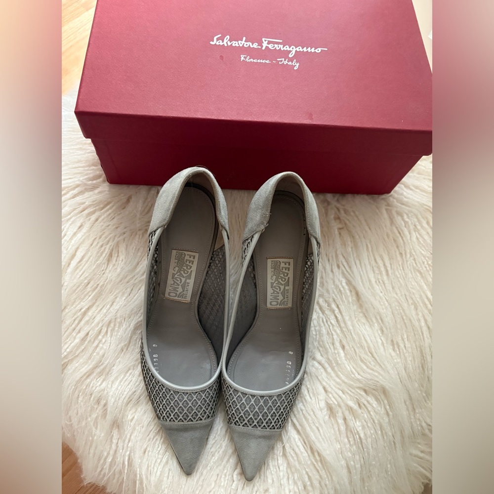 Salvatore Ferragamo Renita gray size 8